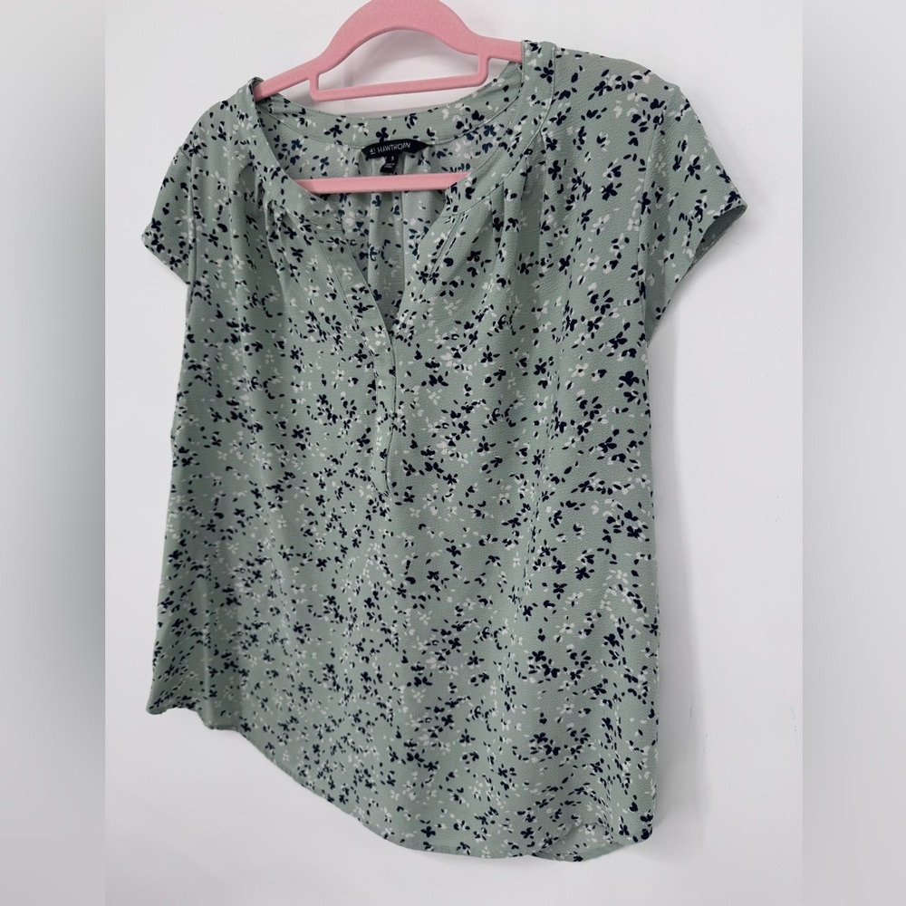 41 Hawthorn Women's Mint Green Floral Split V-Neck Cap Sleeve Blouse Size XL - Picture 3 of 5